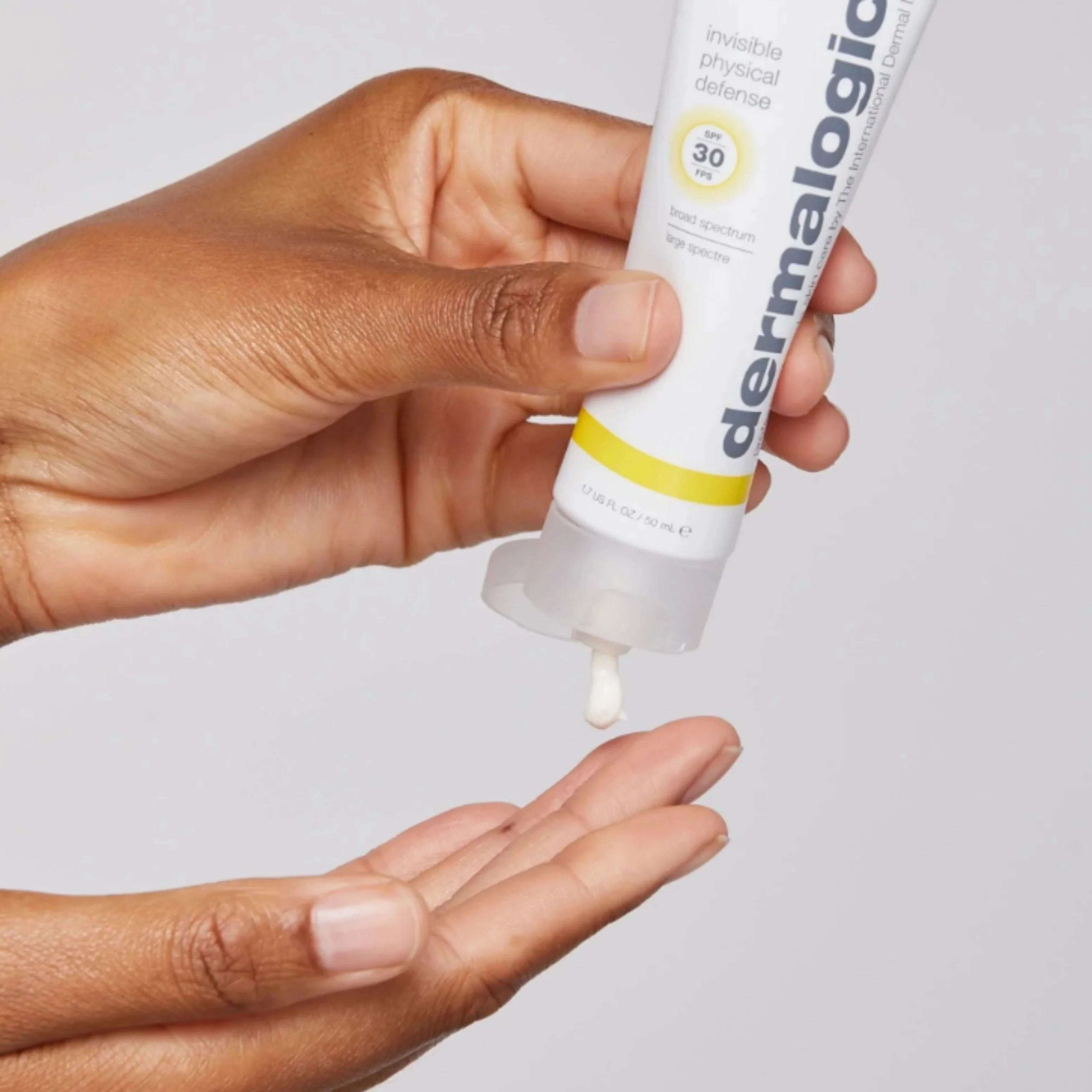 Invisible Physical Defense SPF30 50ml - Image 3